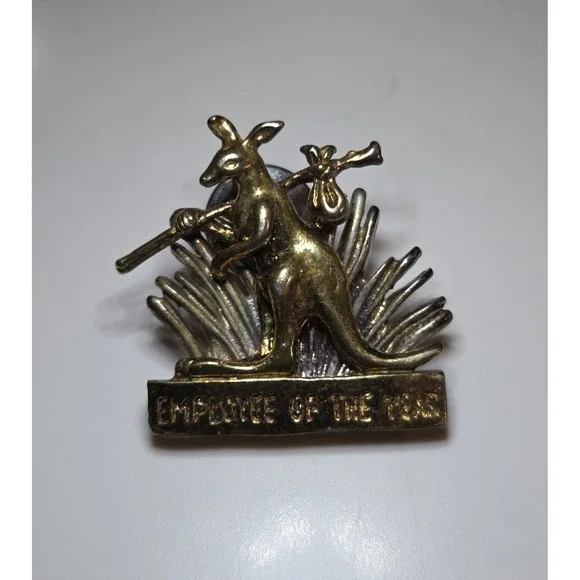 Rare Unique Sterling Silver Kangaroo Employee Of The Year Pin Brooch - Picture 1 of 8